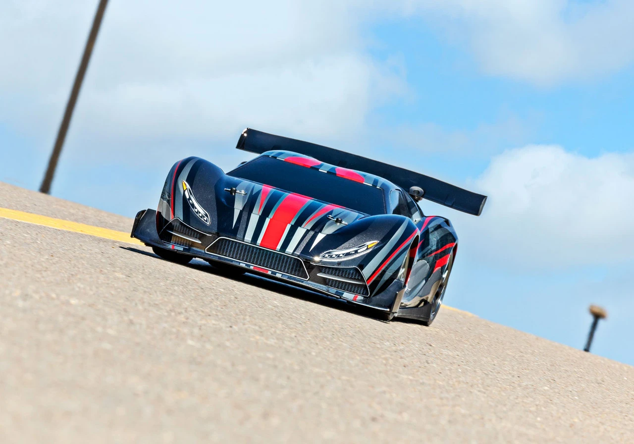 Traxxas XO-1 1/7 RTR Electric AWD Supercar (Red) - Image 8