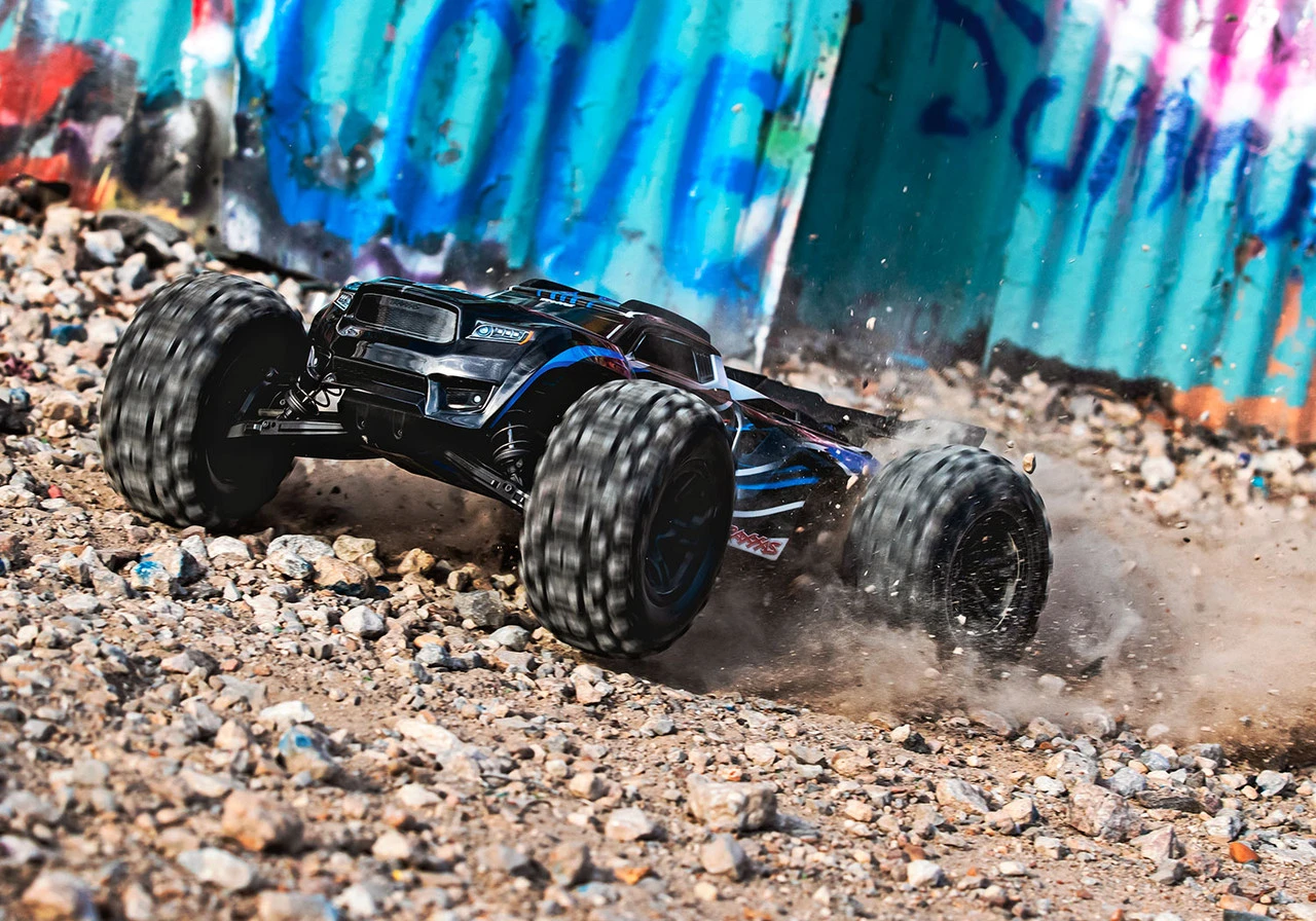 Traxxas Sledge 1/8 Scale 4WD Brushless Monster Truck RTR With TQi 2.4GHz Radio With TSM, Blue - Image 5