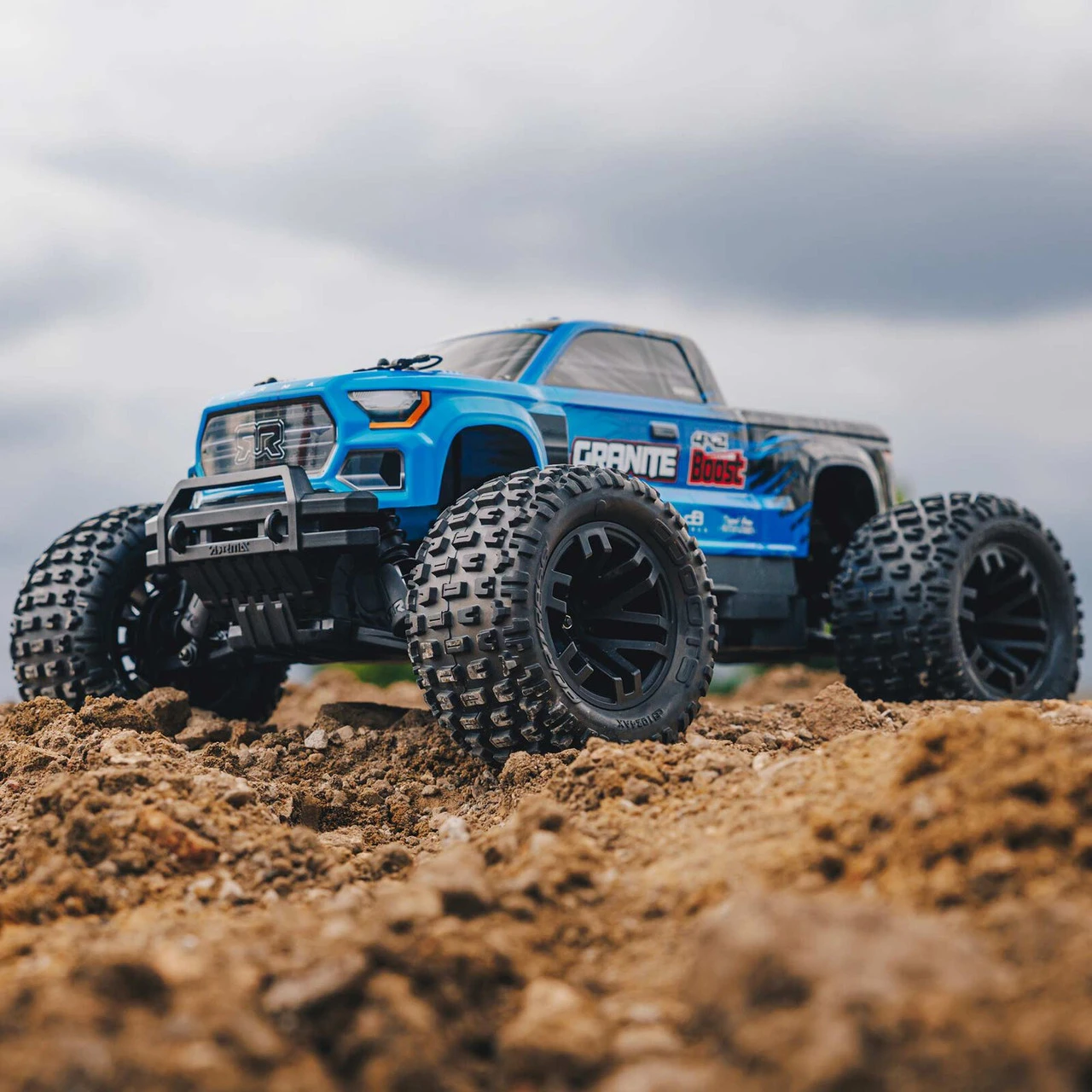 Arrma 1/10 GRANITE 4X2 BOOST MEGA 550 Brushed Monster Truck RTR With Battery & Charger, Blue - Image 23