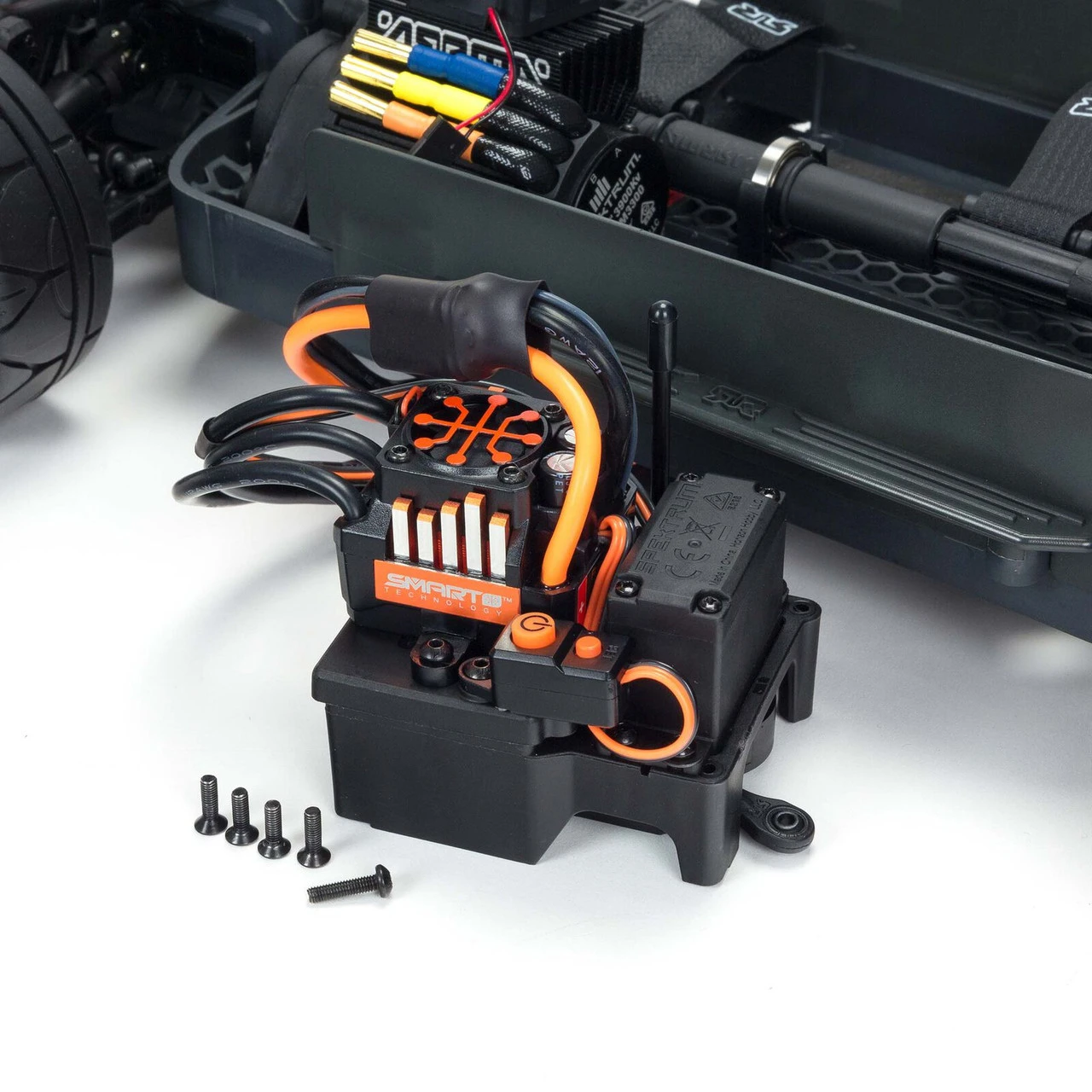 Arrma 1/8 INFRACTION 4X4 3S BLX 4WD All-Road Street Bash Resto-Mod Truck RTR, Gold - Image 9