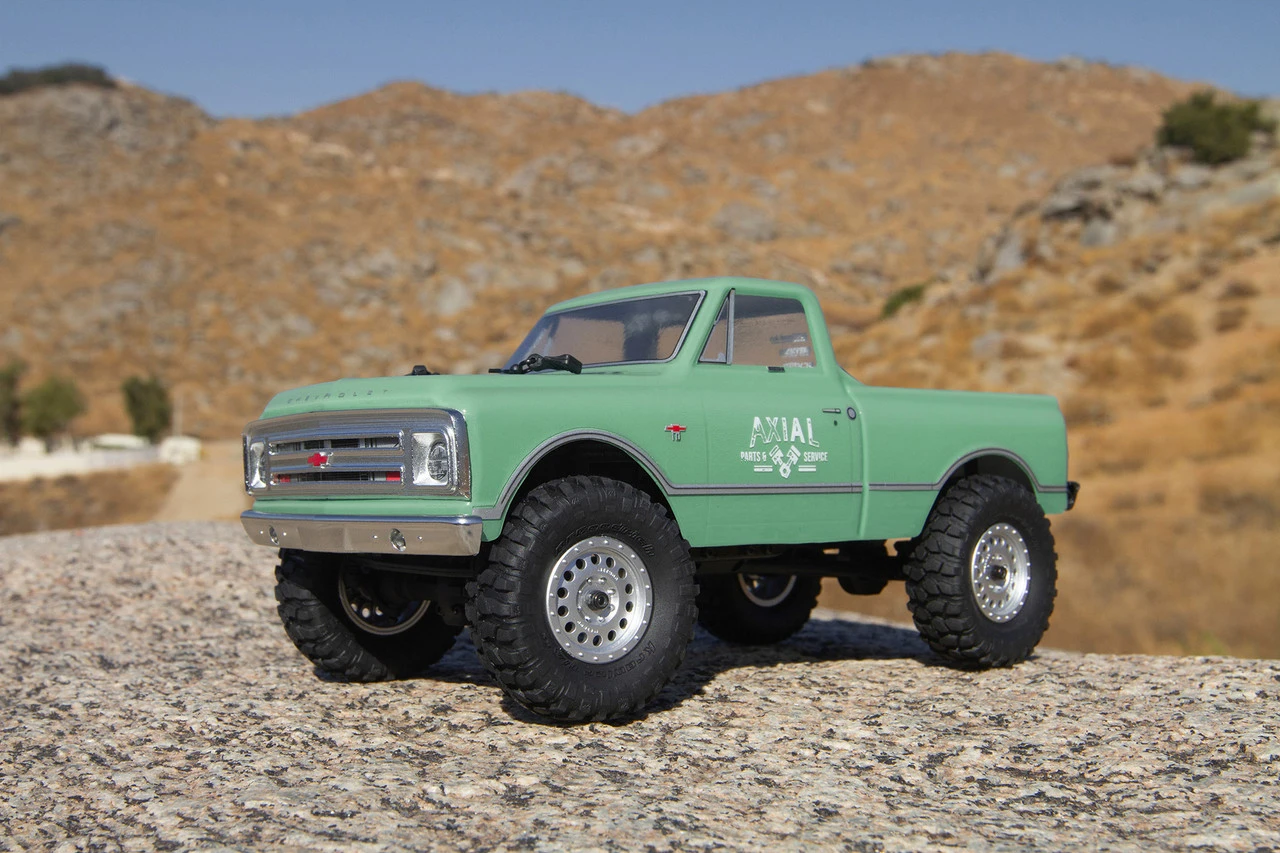 Axial SCX24 1967 Chevrolet C10 1/24 4WD RTR Scale Mini Crawler (Green) W/2.4GHz Radio - Image 14