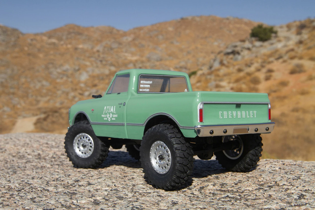 Axial SCX24 1967 Chevrolet C10 1/24 4WD RTR Scale Mini Crawler (Green) W/2.4GHz Radio - Image 13