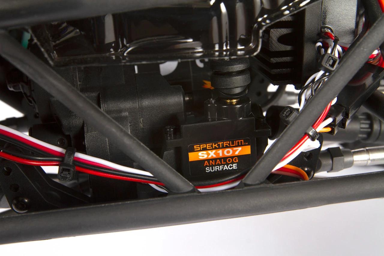 Axial Capra 1.9 Unlimited Trail Buggy RTR, Red - Image 10