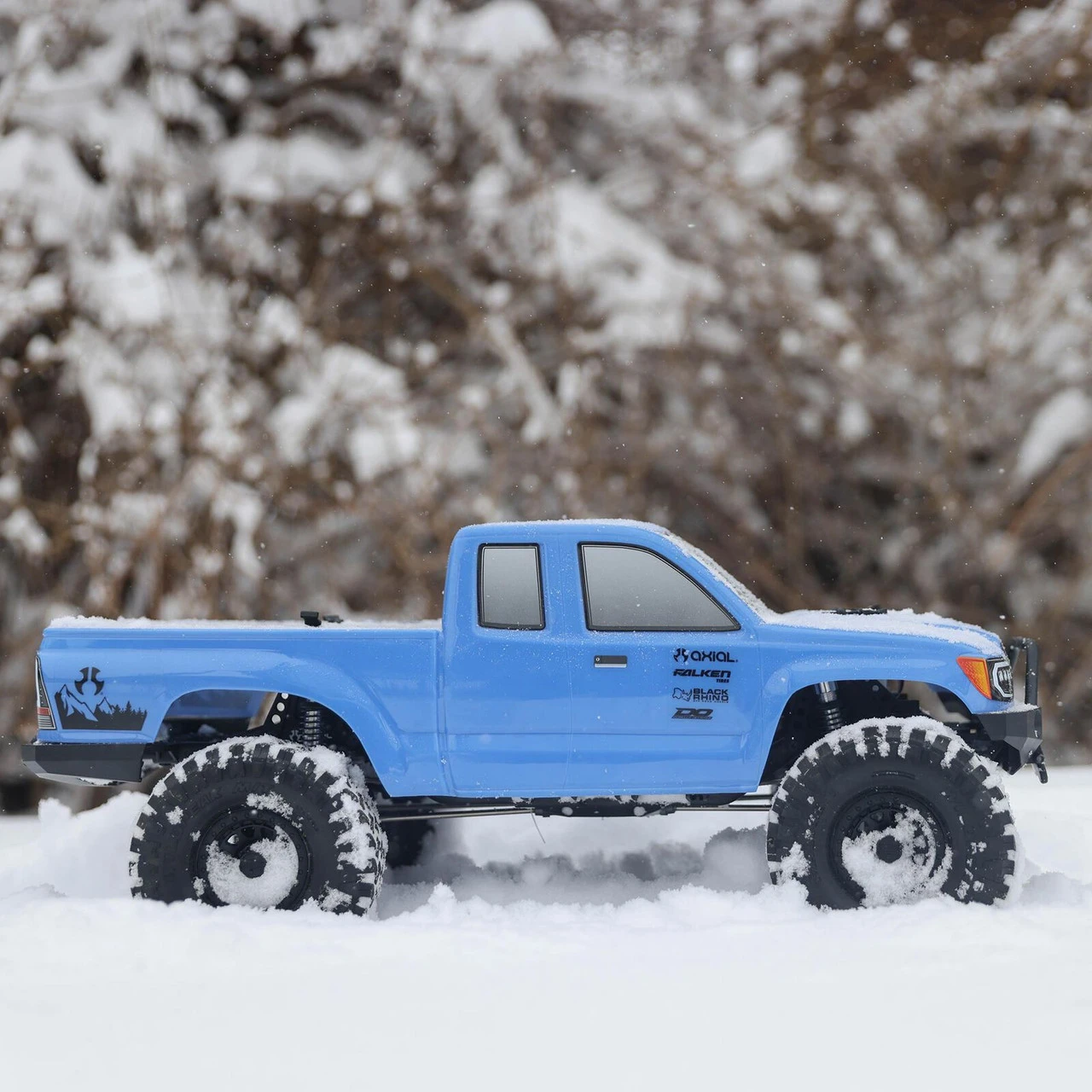 Axial SCX10 III Base Camp 1/10th 4WD RTR Blue - Image 14