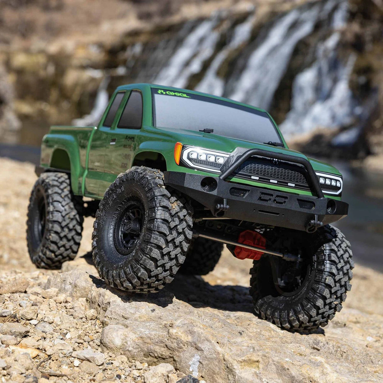 Axial SCX10 III Base Camp 1/10th 4WD RTR Green - Image 16