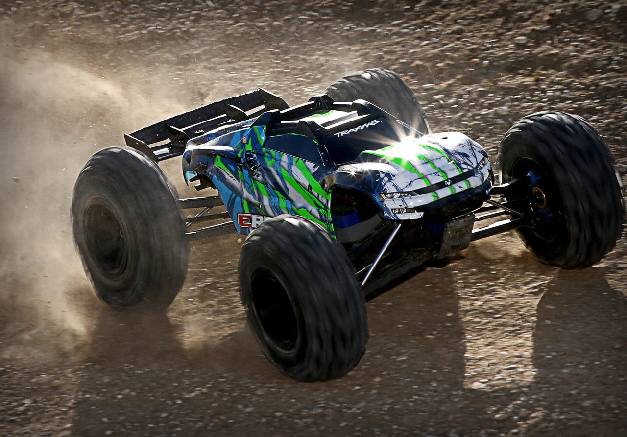 Traxxas E-Revo VXL 2.0 RTR 4WD Electric Monster Truck W/VXL-6s ESC & TQi 2.4GHz Radio (Green) - Image 11