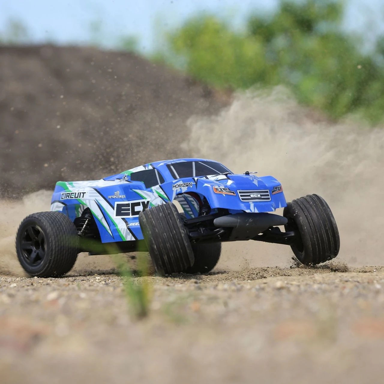 ECX 1/10 Circuit 2WD Stadium Truck Brushed RTR (Blue/White) - Image 19