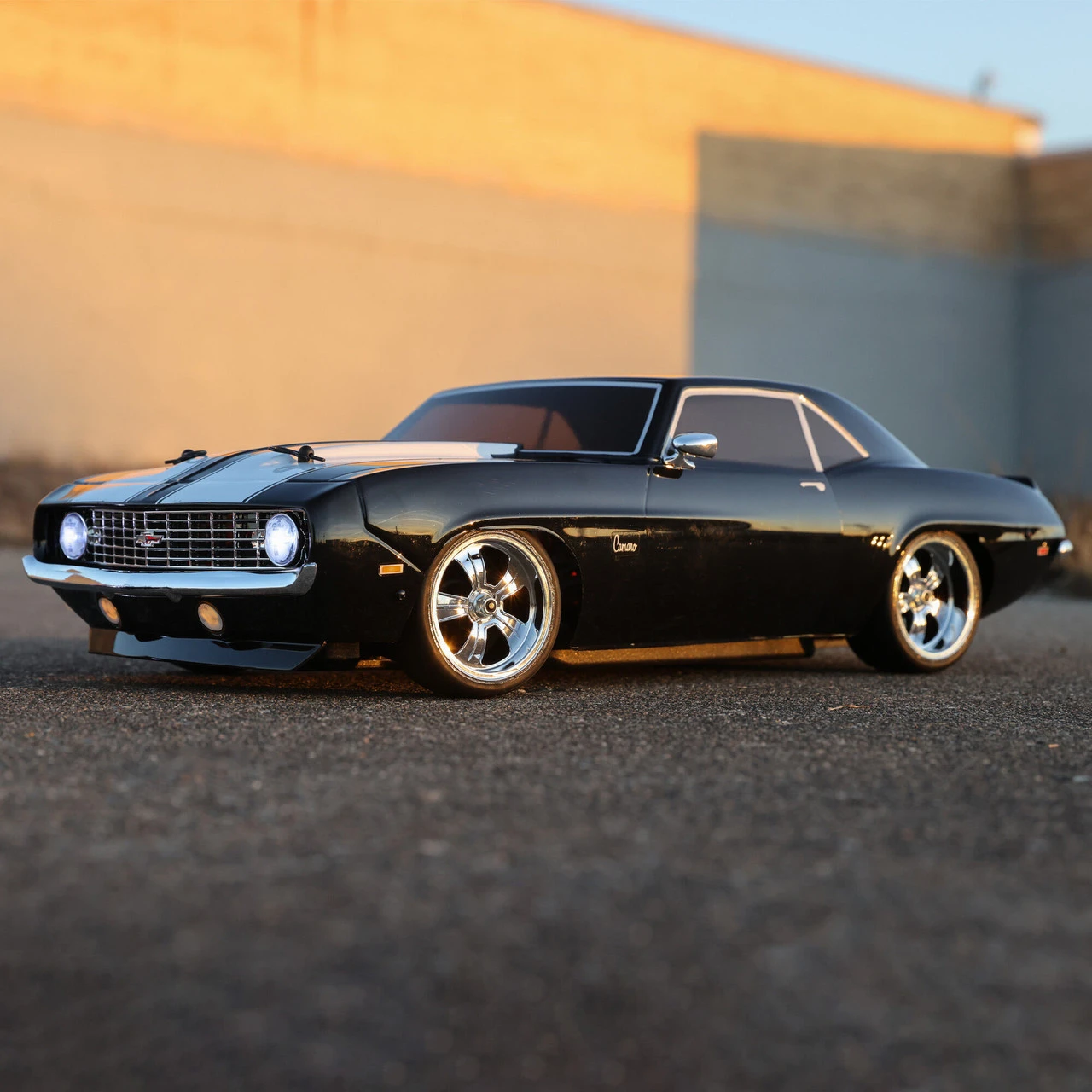Losi 1/10 1969 Chevy Camaro V100 AWD Brushed RTR, Red - Image 16
