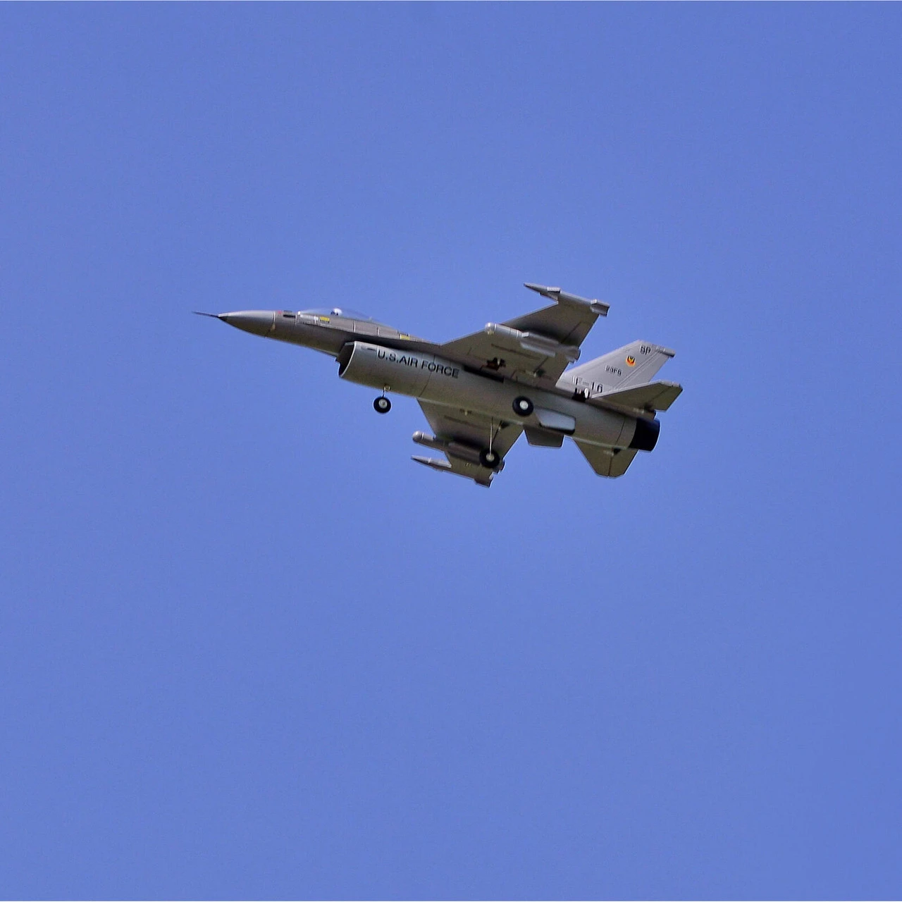 FMS F-16 V2 64mm EDF Jet PNP - Image 18