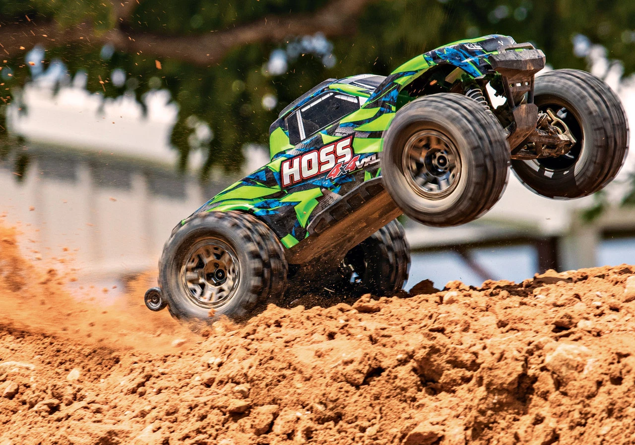 Traxxas Hoss 4X4 VXL 1/10 Scale Monster Truck W/ TQi Traxxas Link Enabled 2.4Ghz Radio System & TSM (Green) - Image 12