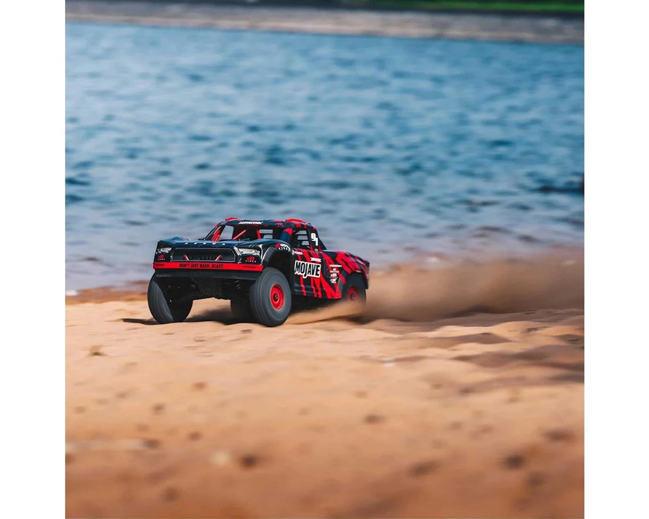 Arrma Mojave 6S BLX Brushless RTR 1/7 4WD RTR Desert Racer (Black/Red) (V2) W/SLT3 2.4GHz Radio - Image 2